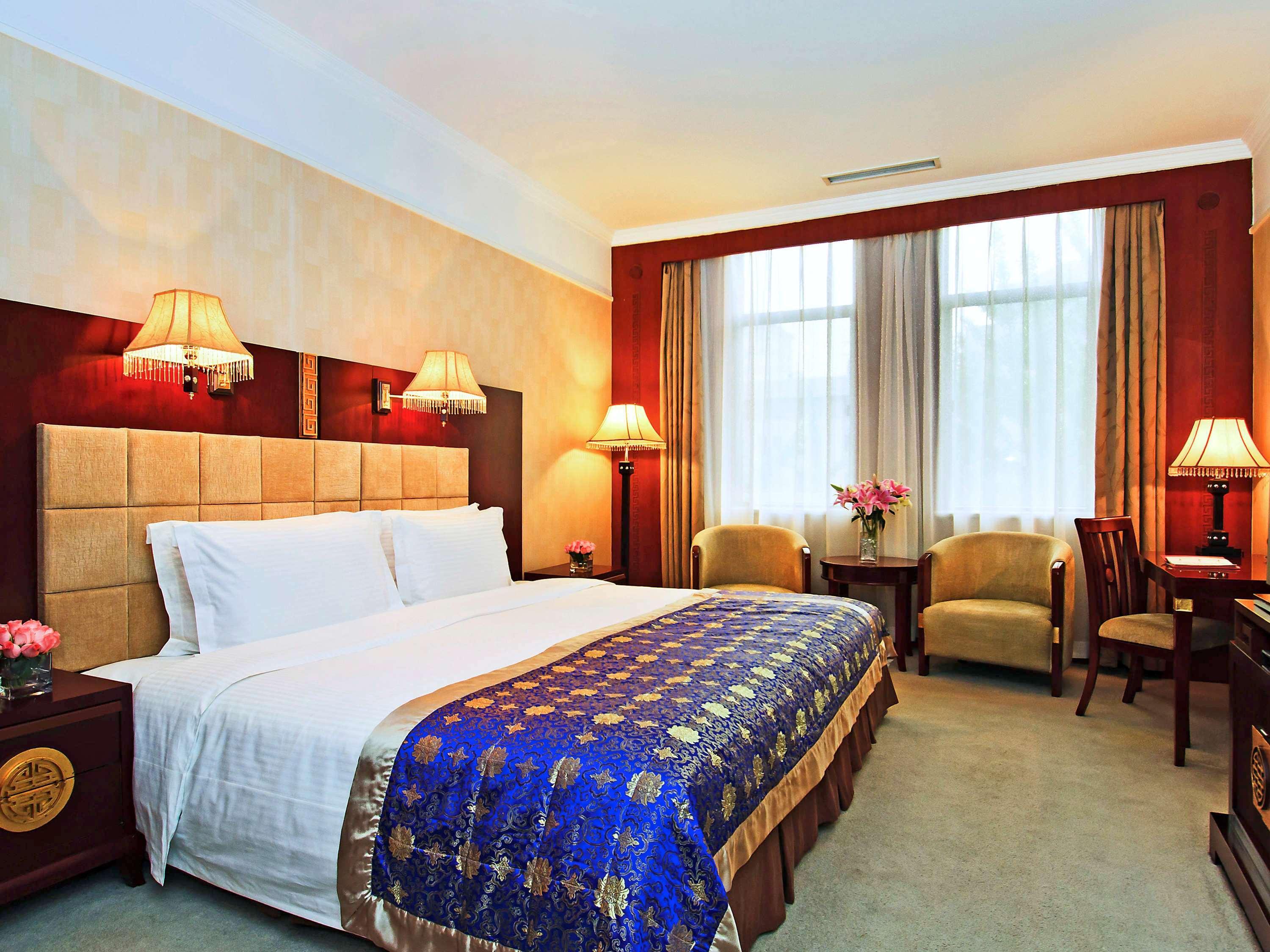 Grand Mercure Xian On Renmin Square Экстерьер фото