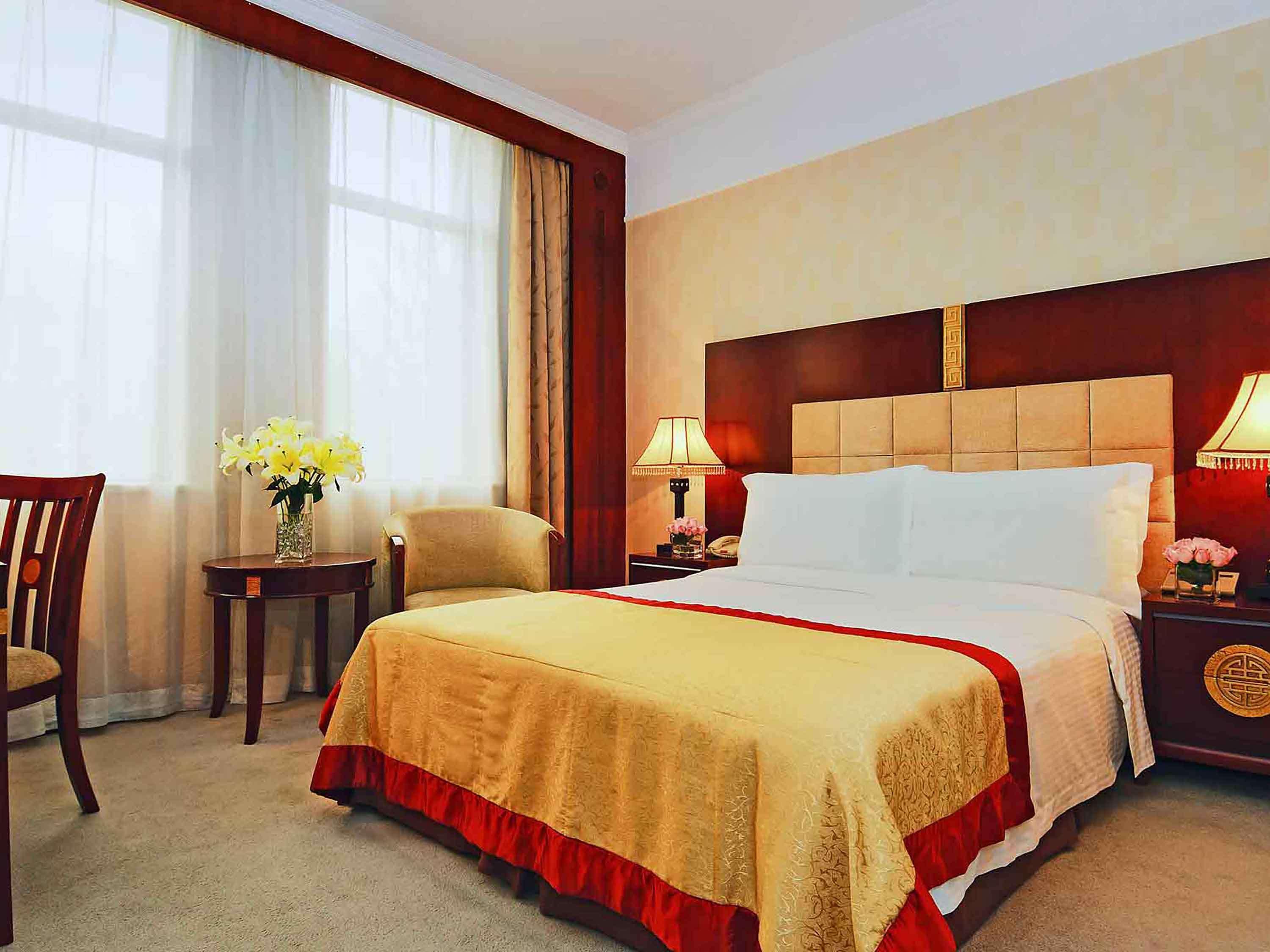 Grand Mercure Xian On Renmin Square Экстерьер фото