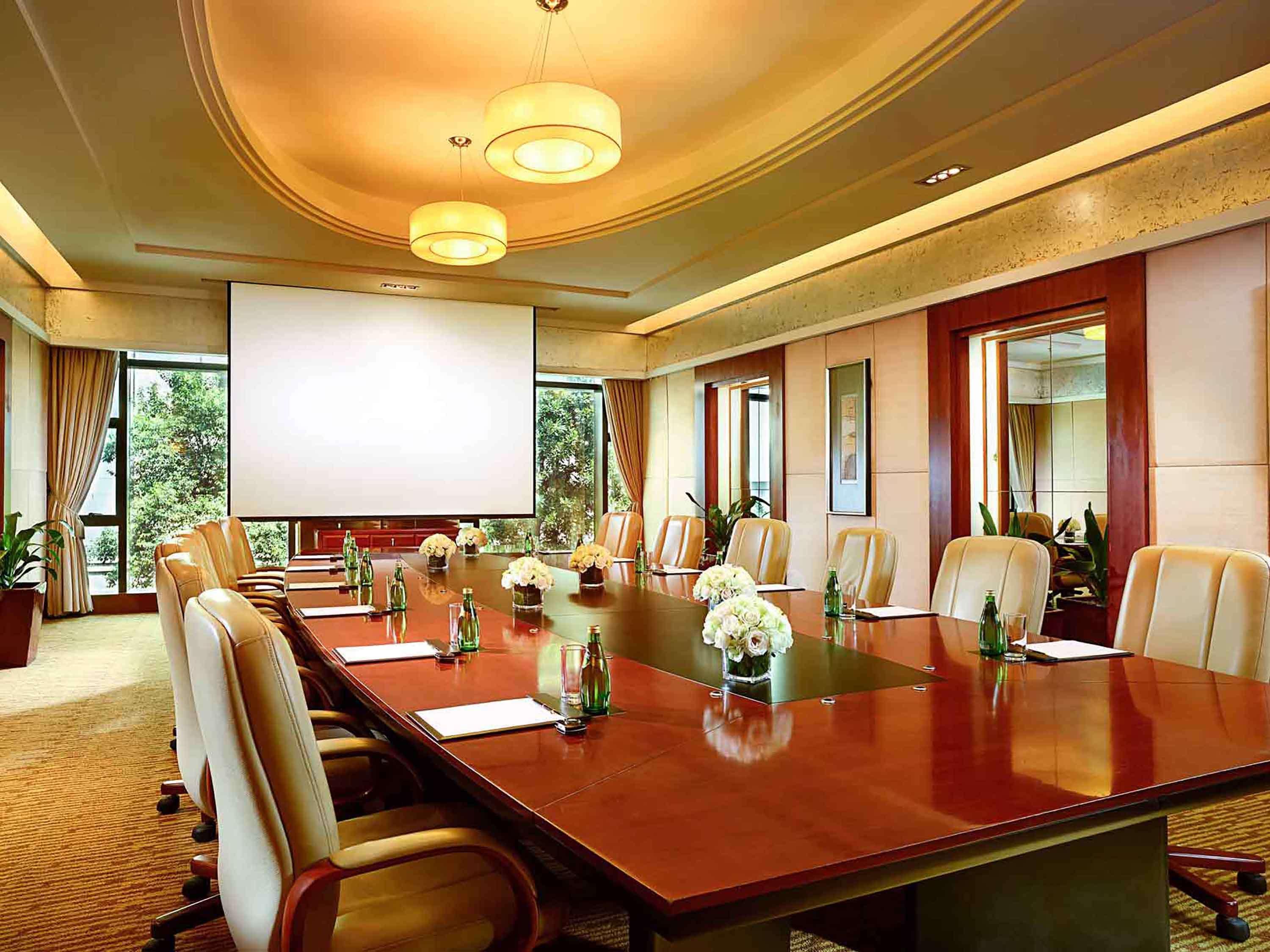 Grand Mercure Xian On Renmin Square Экстерьер фото