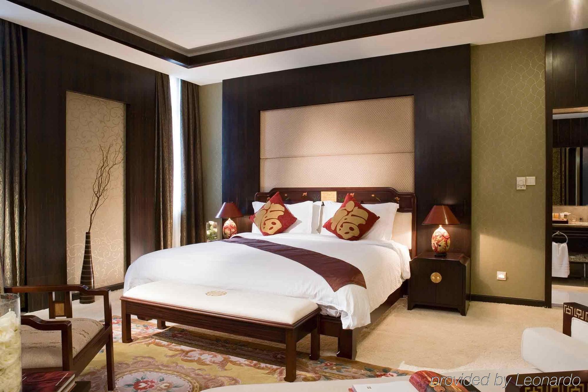 Grand Mercure Xian On Renmin Square Экстерьер фото