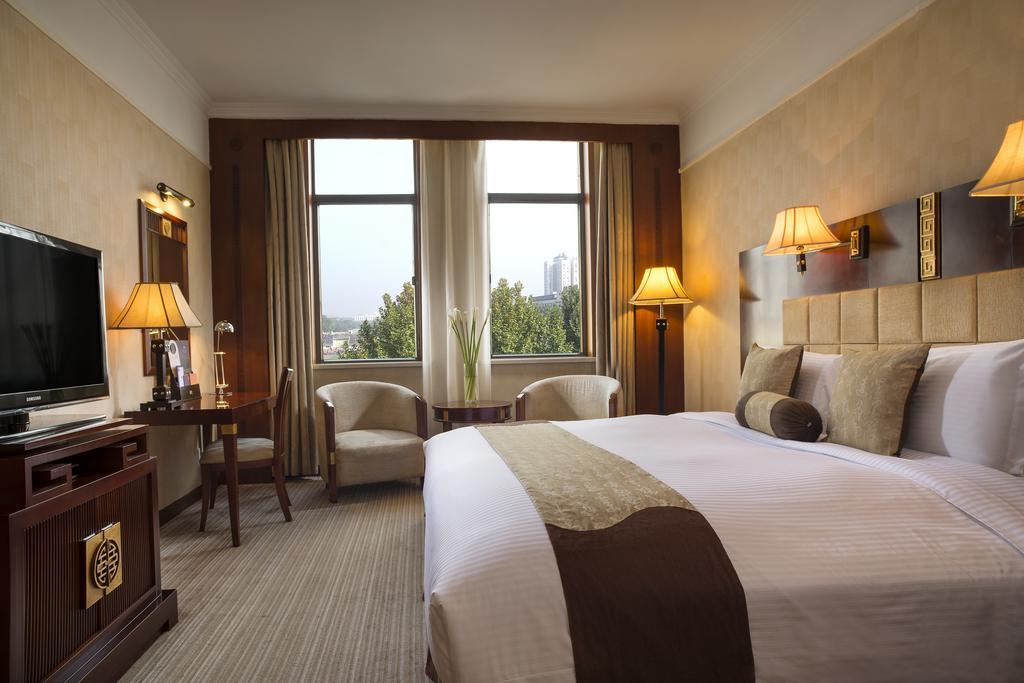 Grand Mercure Xian On Renmin Square Экстерьер фото
